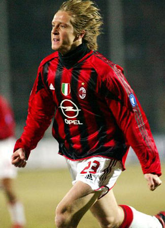 阿贾克斯门将谈表现起伏：主客场用球不同，没踢过球的不会懂