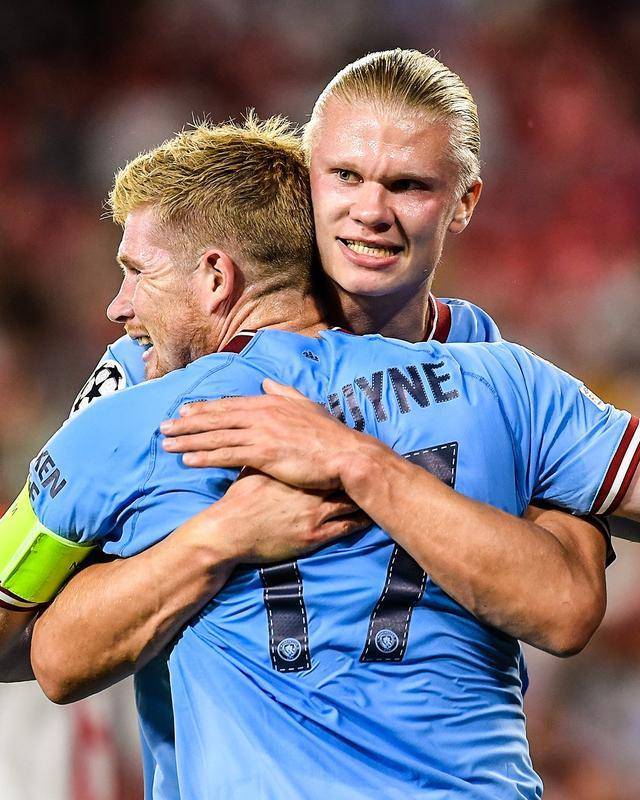 英超受大雪影响多场比赛延期