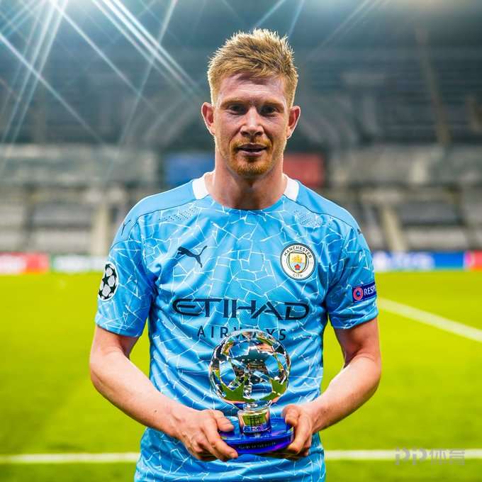 反身扣篮震撼全场