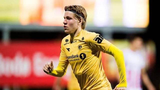 混团世界杯：日乒8-0瑞典，获六连胜，伊藤美诚让对手三局得10分