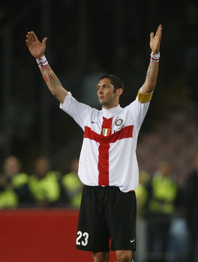 NBA：太阳替补群发威 轻取国王