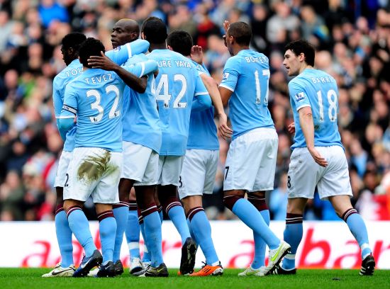 东契奇&詹姆斯半场合砍36分，无奈湖人丢70分落后12分