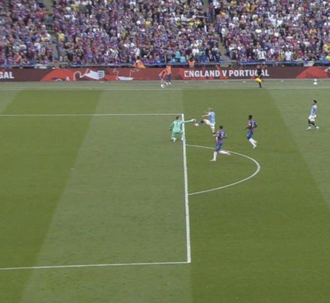 队报：里昂以750万签下捷克国脚攻击手舒尔茨