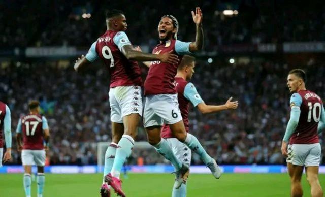 欧冠积分榜：阿森纳全胜领跑，巴黎、拜仁、国米、皇马均12分