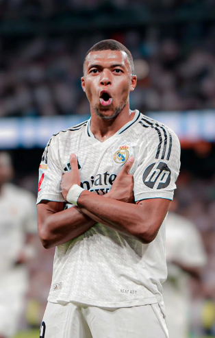 麦卡利斯特二哥：我们个子不高也不快，但总有办法取得成功